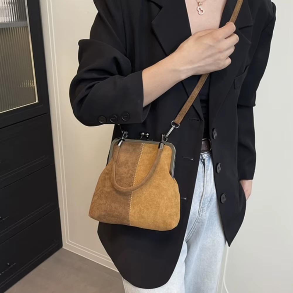 Sac à main rétro grande capacité en cuir PU givré avec fermoir Kiss Lock