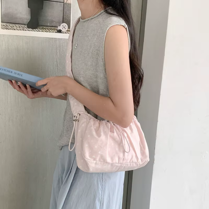 Sac bandoulière plissé rétro à pois grande capacité pour femme