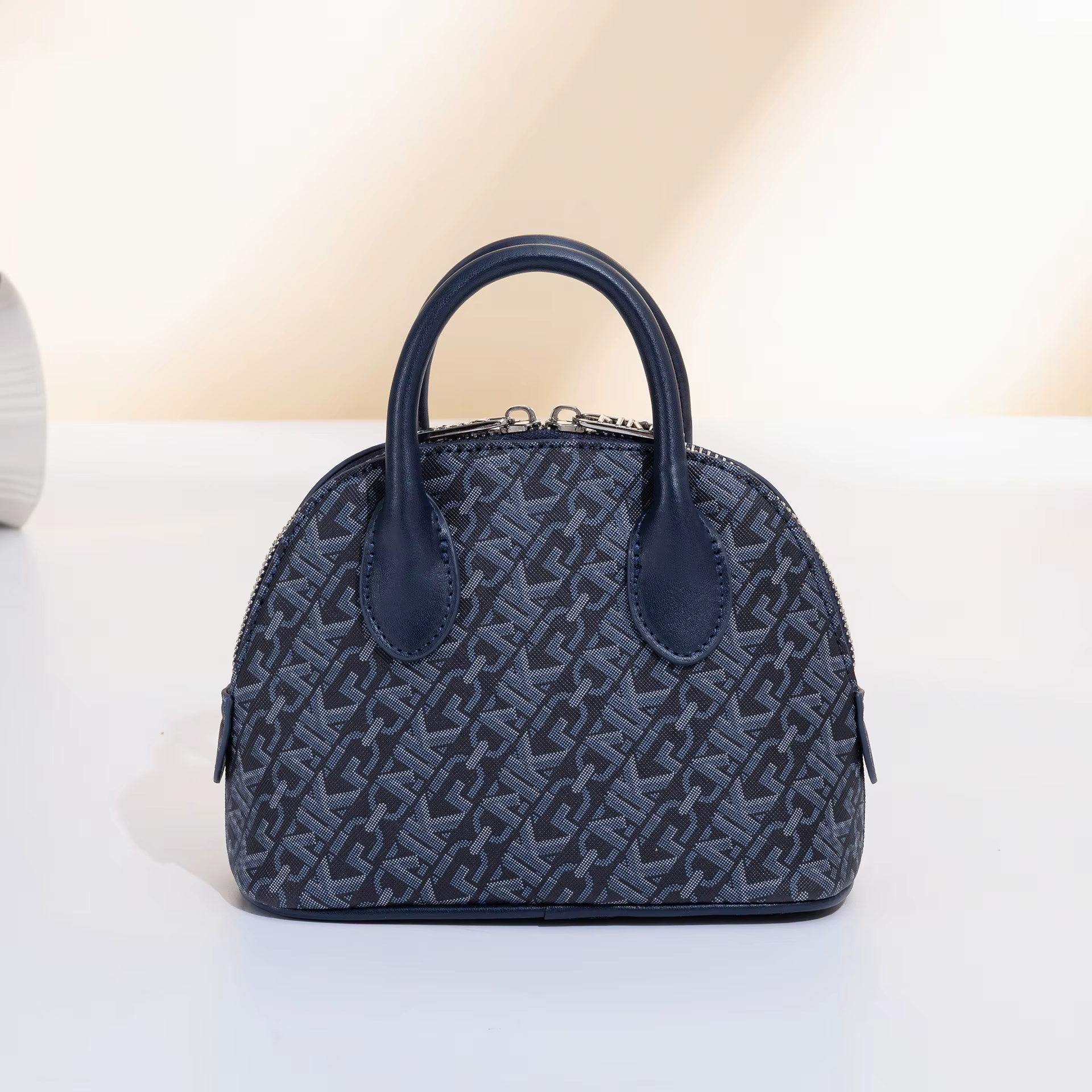 Sac Dôme Monogramme Vintage avec Breloque Poney