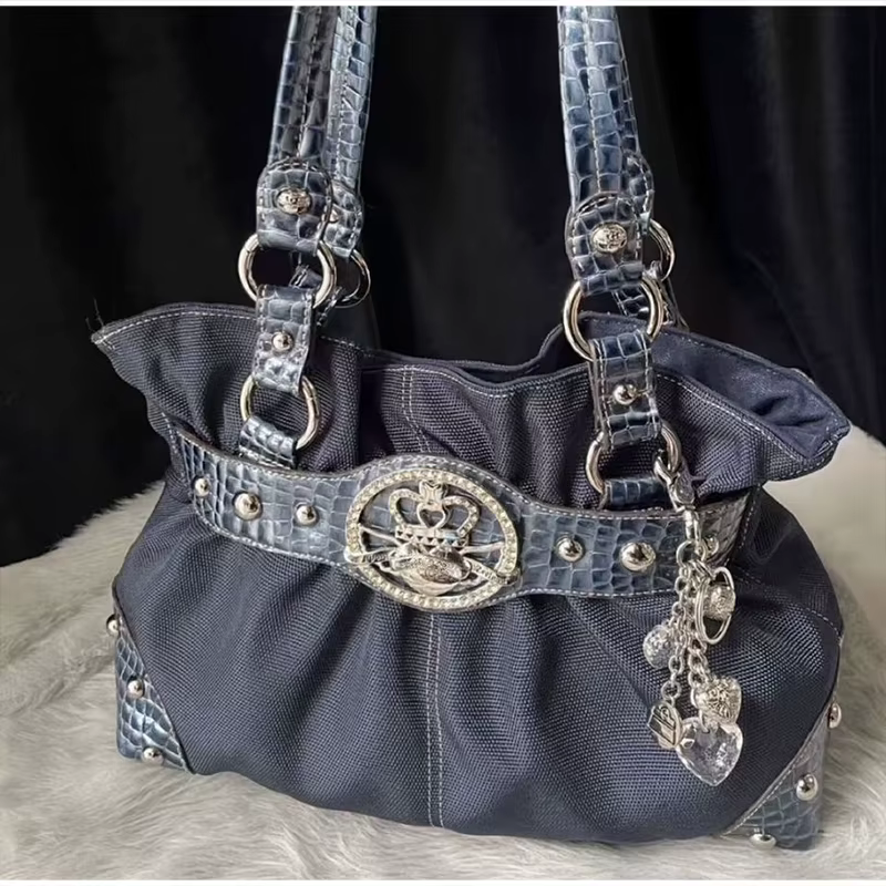 Sac à main de luxe pour femme avec rivets