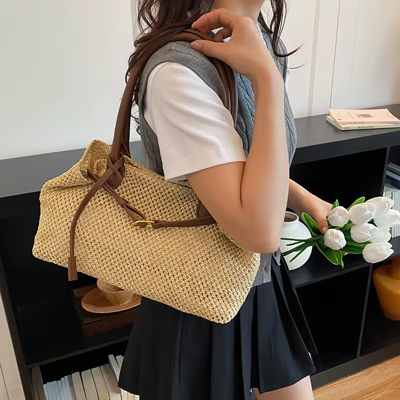 Sac à bandoulière en paille tressée décontracté pour femme, léger et élégant, avec boucle métallique, sac de voyage, de sortie ou de shopping