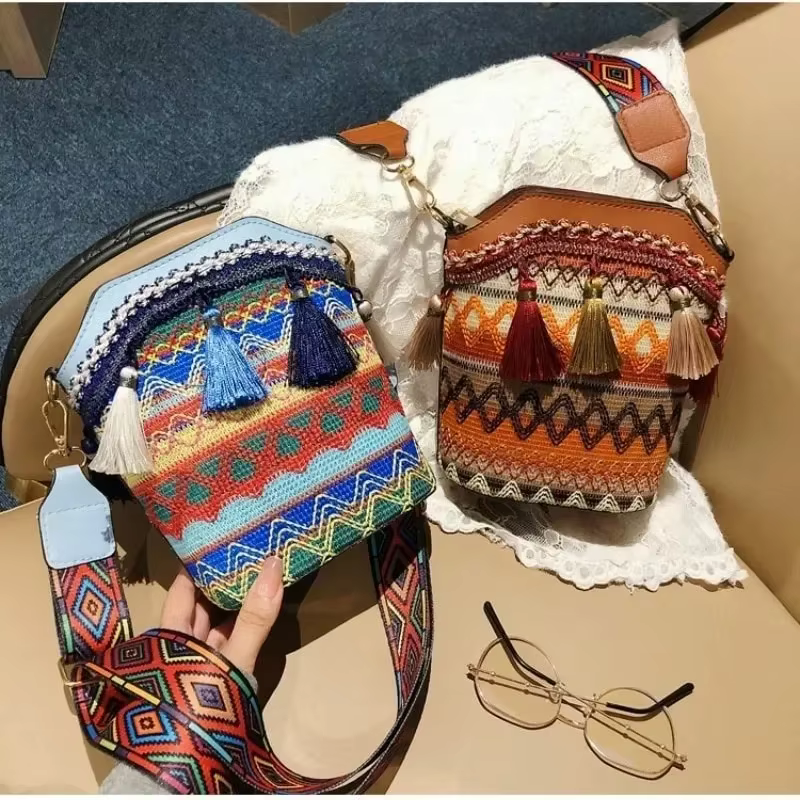 Sac à bandoulière ethnique tissé à la main pour femmes