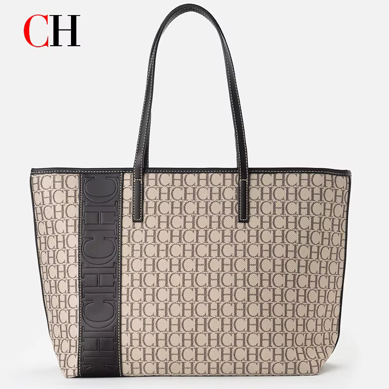 Sac fourre-tout CH en cuir véritable marron avec monogramme
