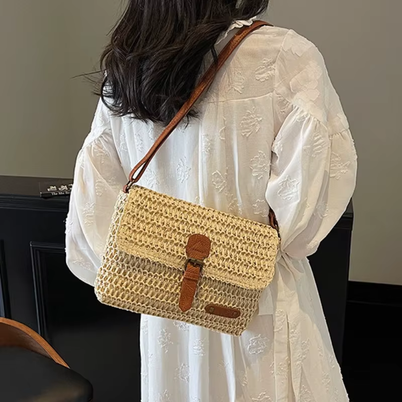 Nouveau sac à bandoulière en paille à la mode pour femmes