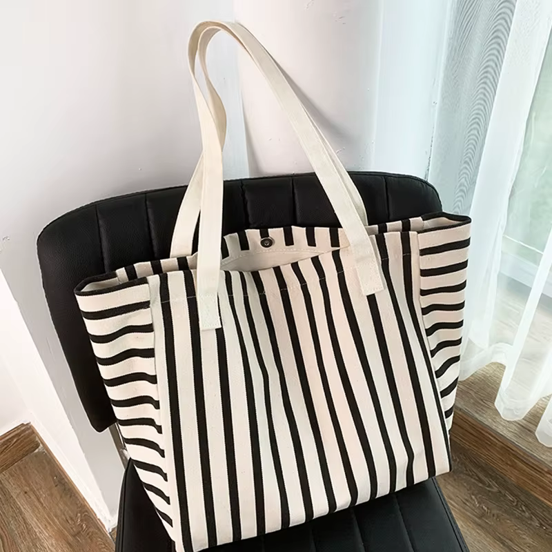 Nouveau sac fourre-tout de plage mode femmes toile été grande capacité rayé sac à bandoulière