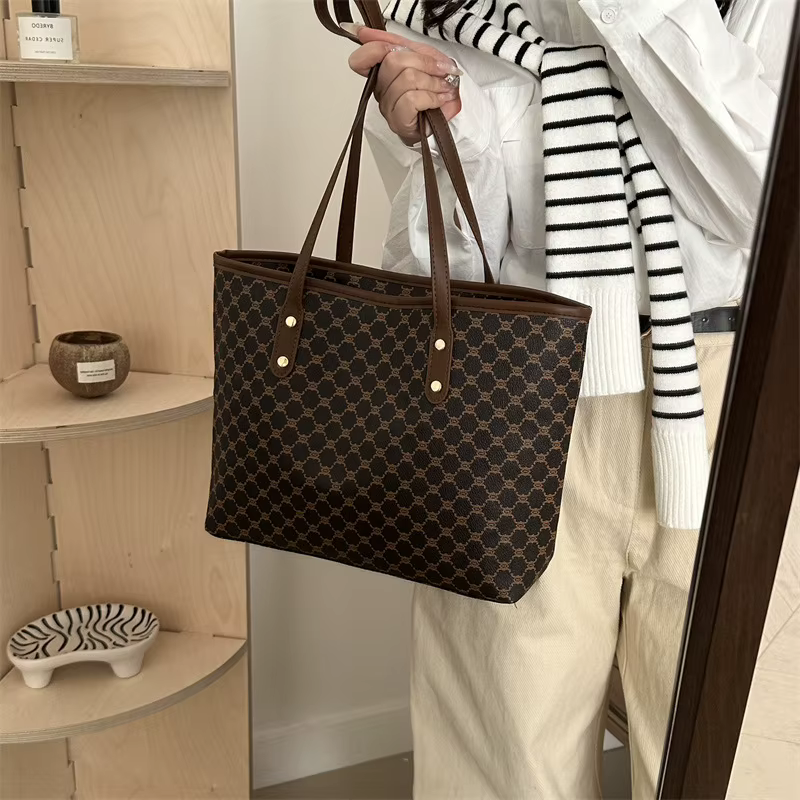 Sac fourre-tout polyvalent rétro à la mode pour femmes sacs de créateurs de luxe sac à main