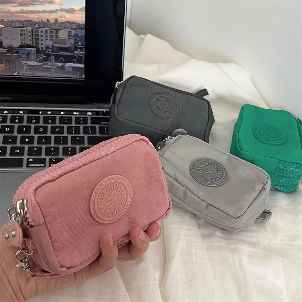 Mini porte-monnaie en nylon