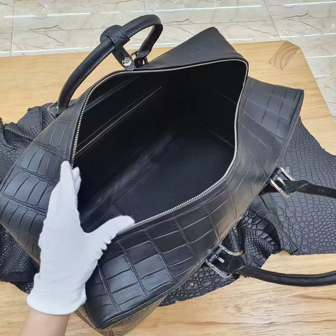 Sac de voyage de luxe en cuir de Crocodile véritable marron