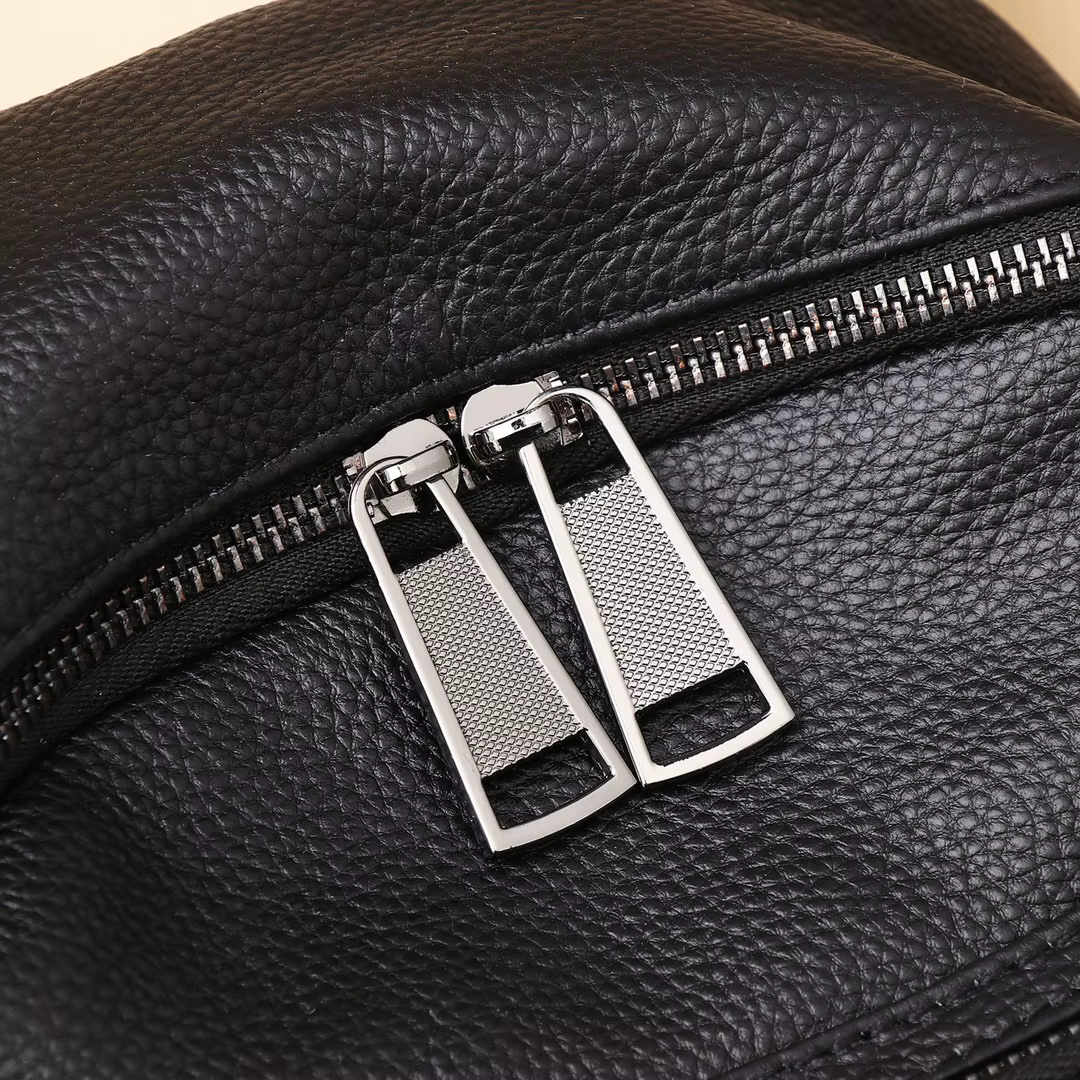 Sac à dos en cuir véritable noir pour femme
