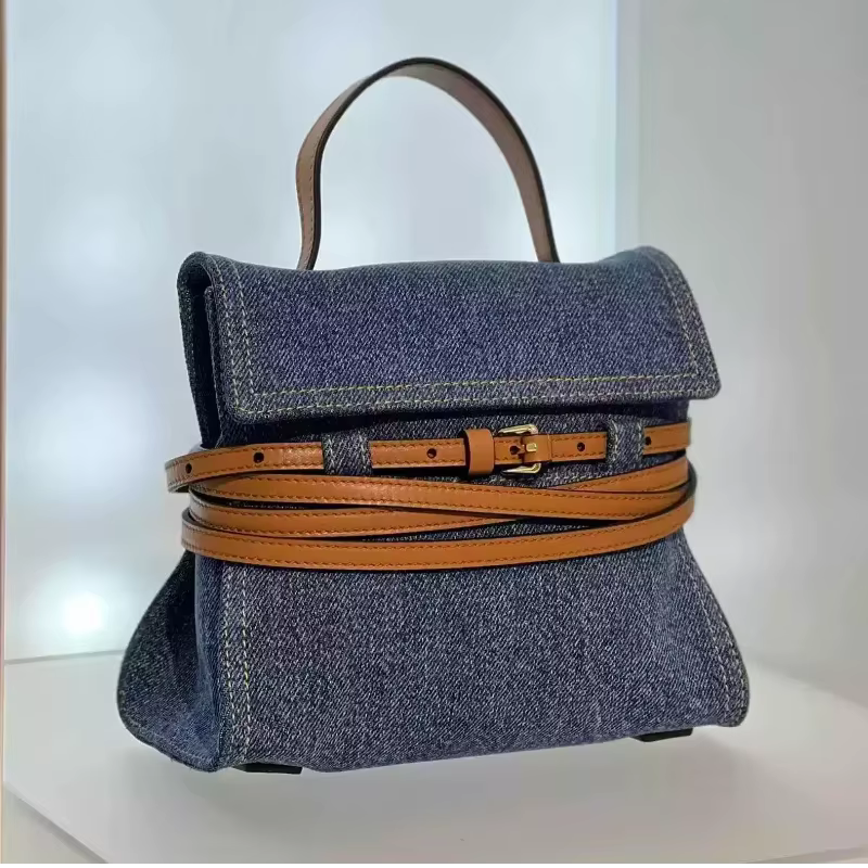 Sac sous les bras de grande capacité