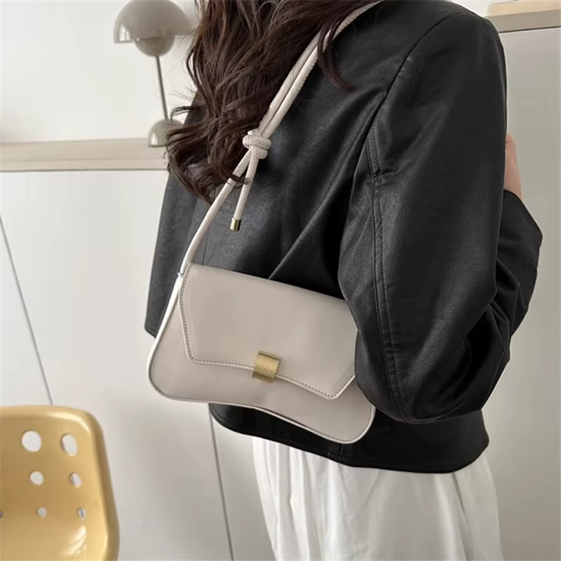 Sac à main Simple à boucle en métal