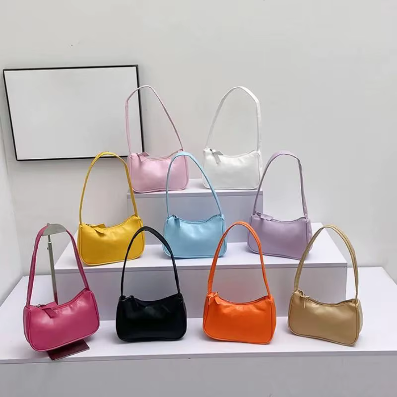 Joli nouveau 1 pièces sac à bandoulière tendance sous les bras sac à main polyvalent Niche couleur unie sac de