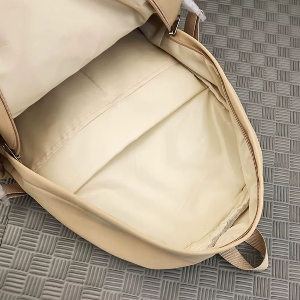 Sac à dos de sport et de voyage simple grande capacité