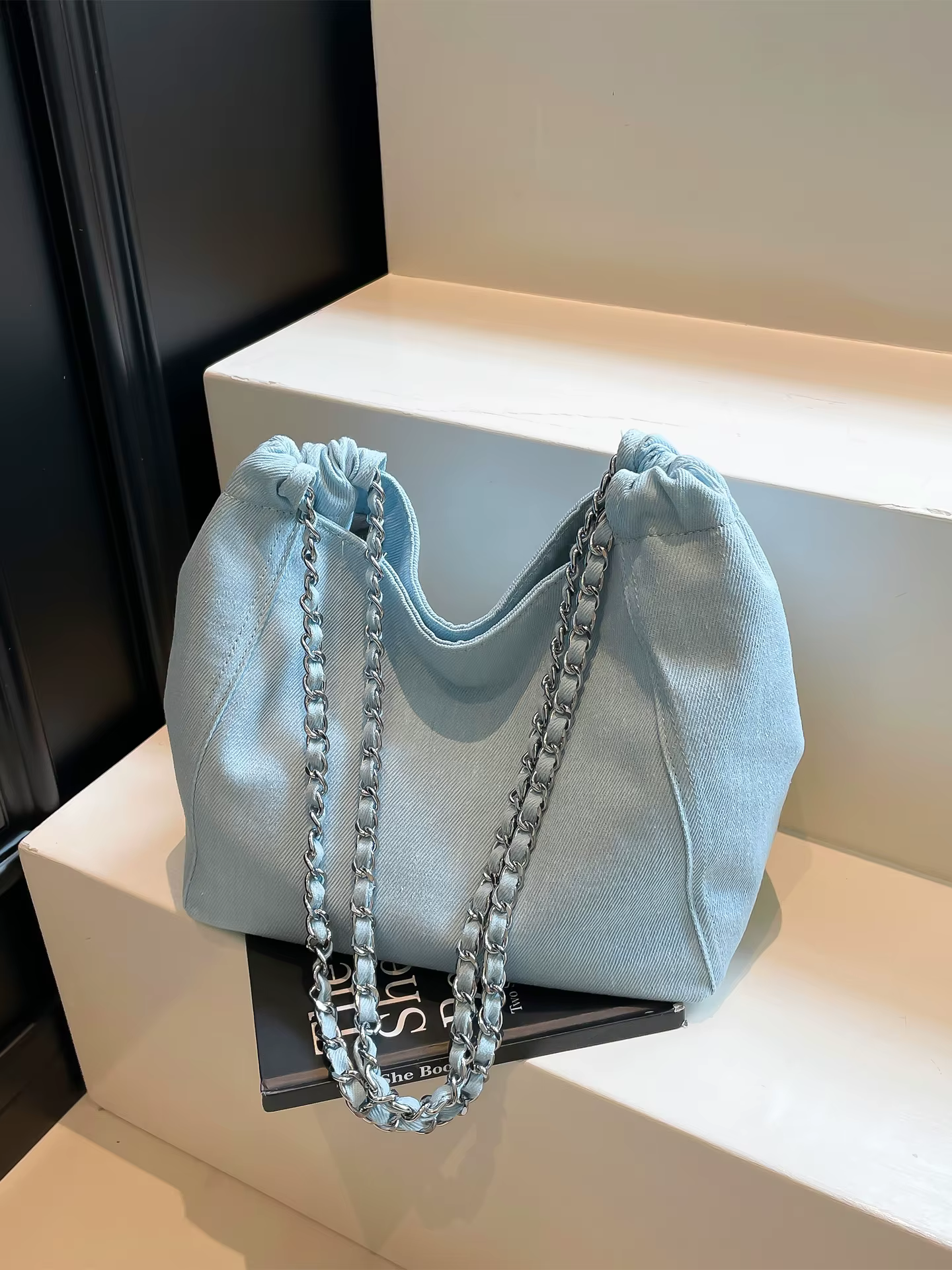 Bleu grande capacité Denim sac fourre-tout femmes été mode coréenne chaîne décontracté une épaule sacs trajet polyvalent sac à bandoulière
