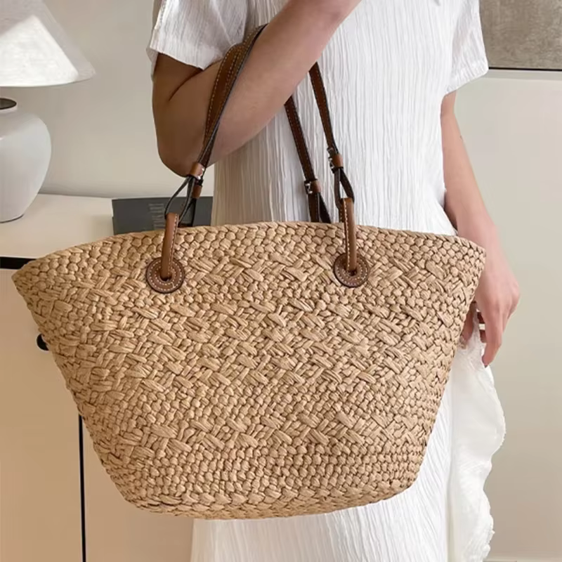 Nouveau sac à bandoulière fait à la main en paille tissé grande capacité marque haute qualité panier sac été plage
