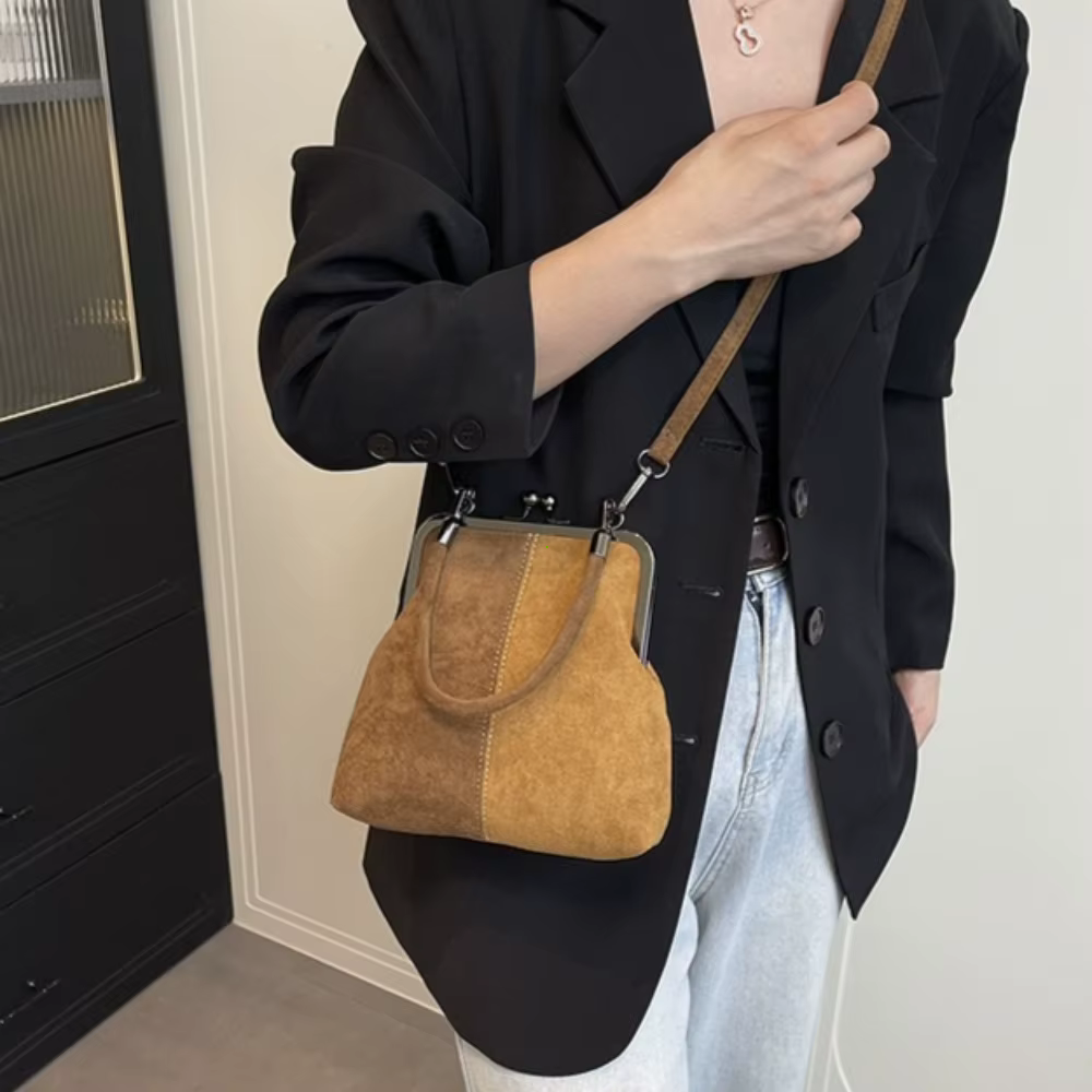 Sac à main rétro grande capacité en cuir PU givré avec fermoir Kiss Lock