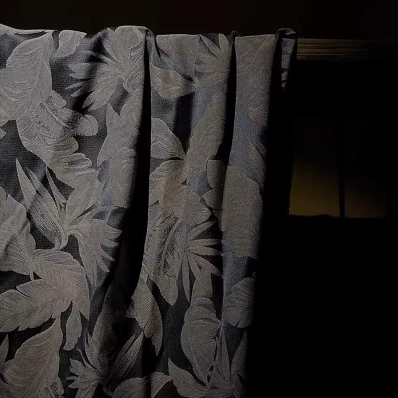 Tissu imprimé feuille de bananier noir