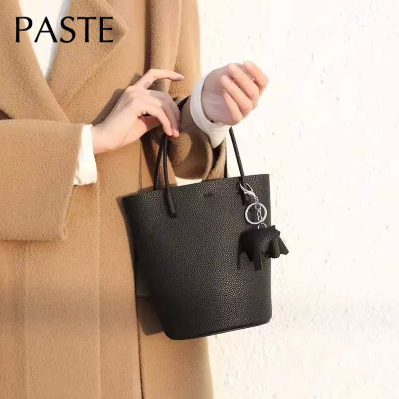 Petit sac seau d'été avec breloque éléphant