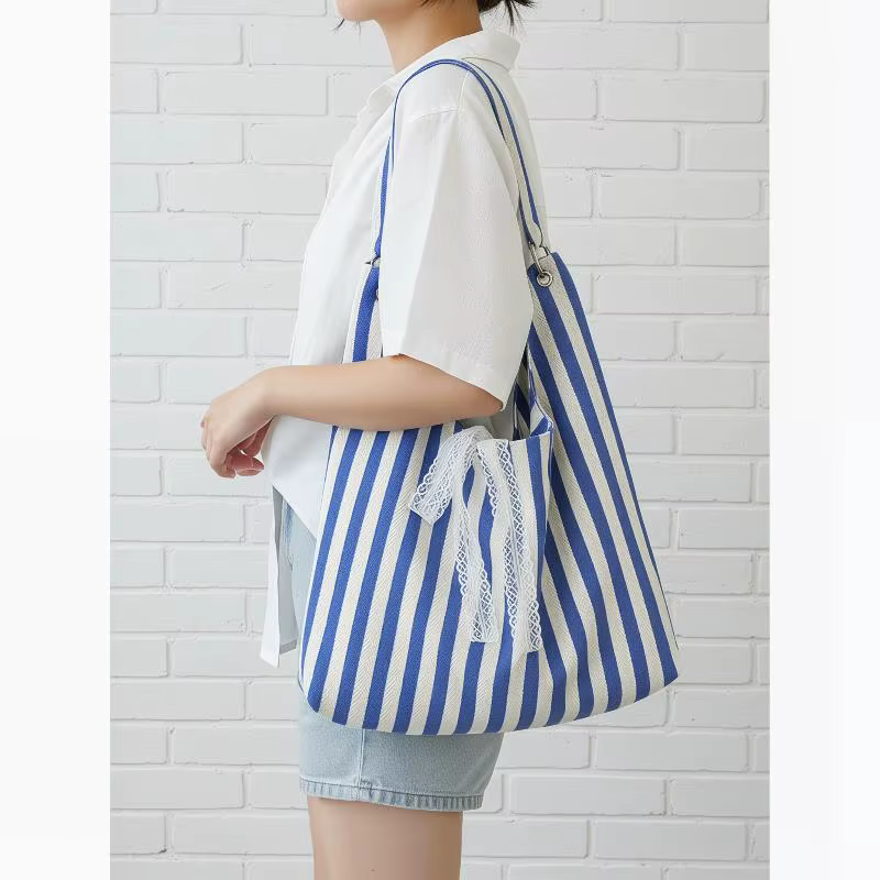 Sac hobo rayé pour femme, sac fourre-tout en toile avec nœud en dentelle, sac à bandoulière réversible pour les courses quotidiennes