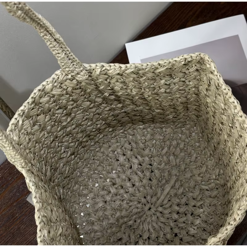 Sac fourre-tout en paille tressé à la main pour femme