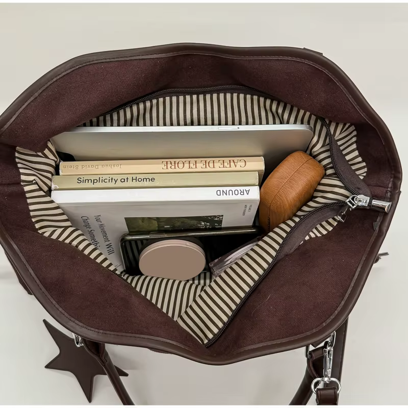 Sac à bandoulière en daim à pois pour femmes