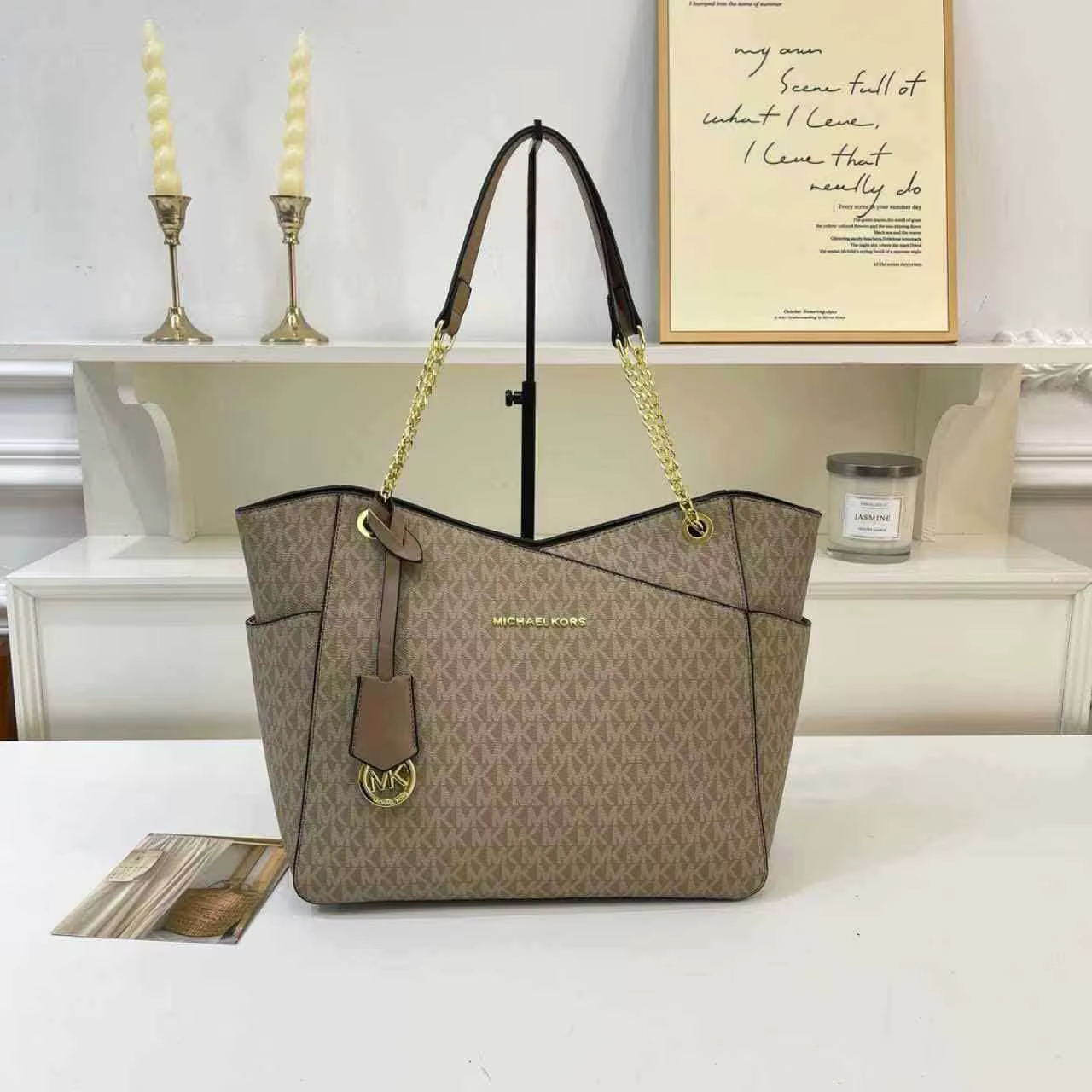 Sac fourre-tout Michael Kors MK 2026 – Divers styles