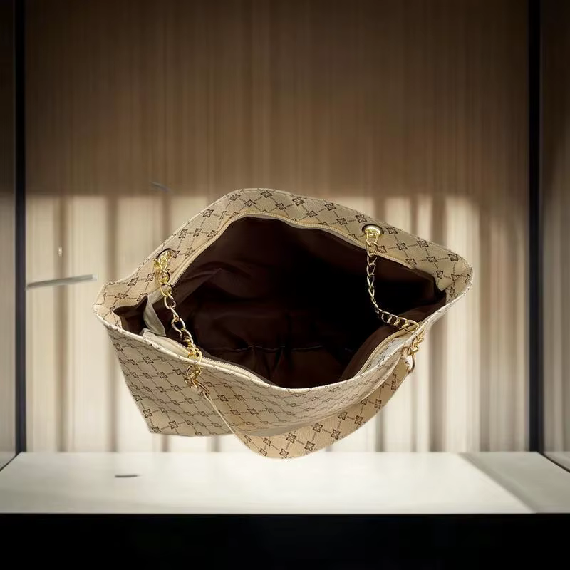 Sac fourre-tout rétro à monogramme
