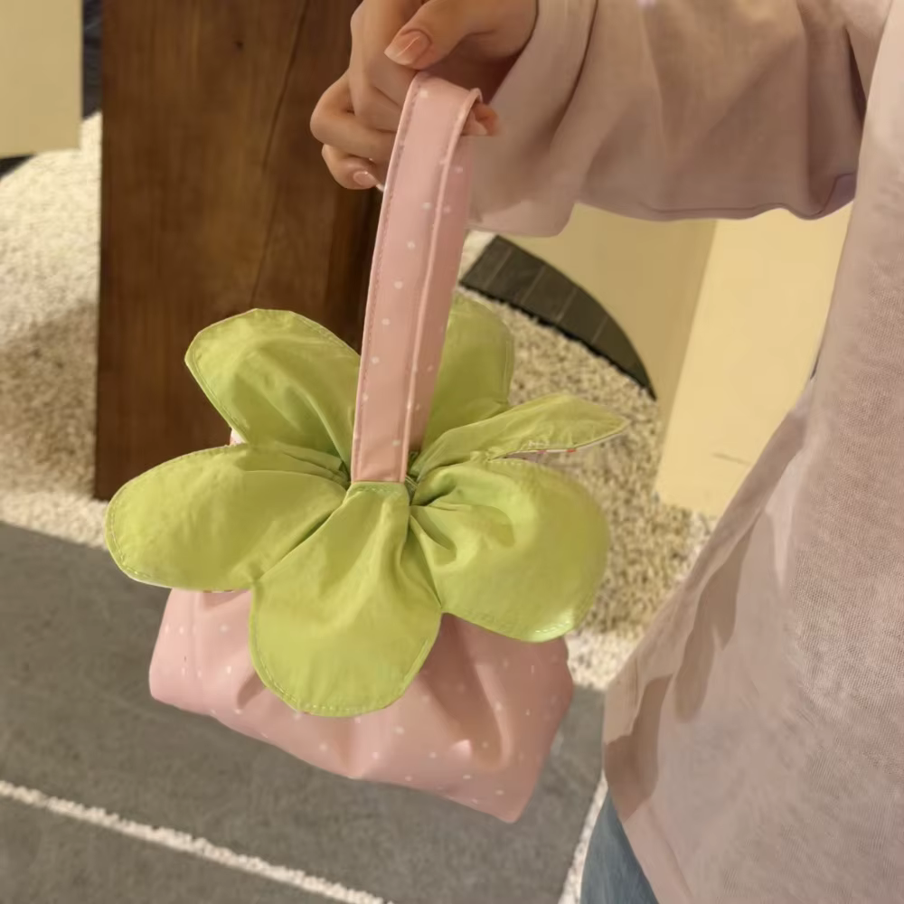 Sac bandoulière à cordon de serrage motif fleur