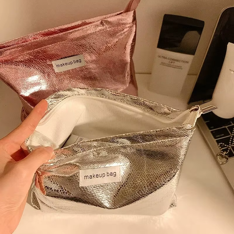 Pochette à paillettes brillantes