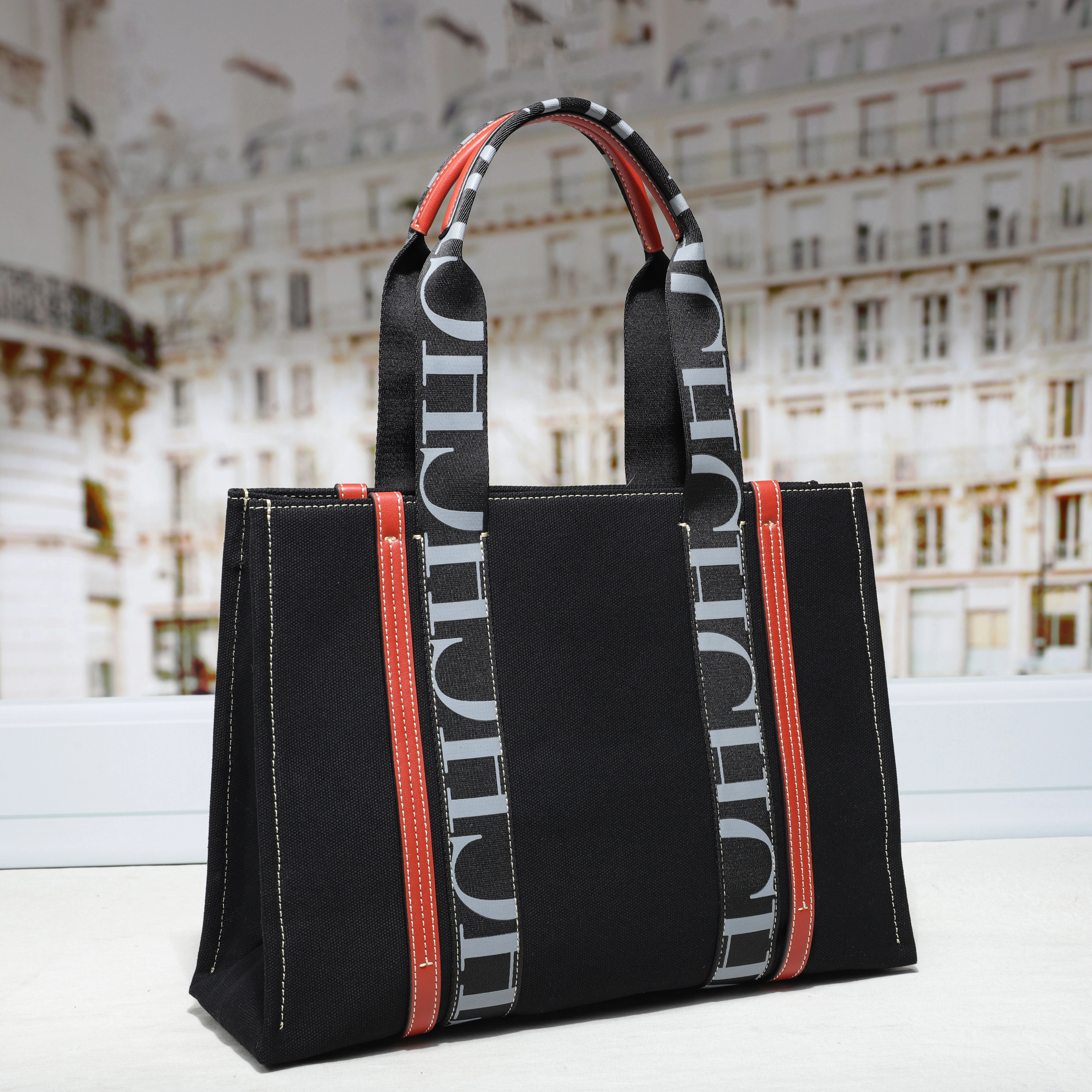 Sac à main carré de style simple CH