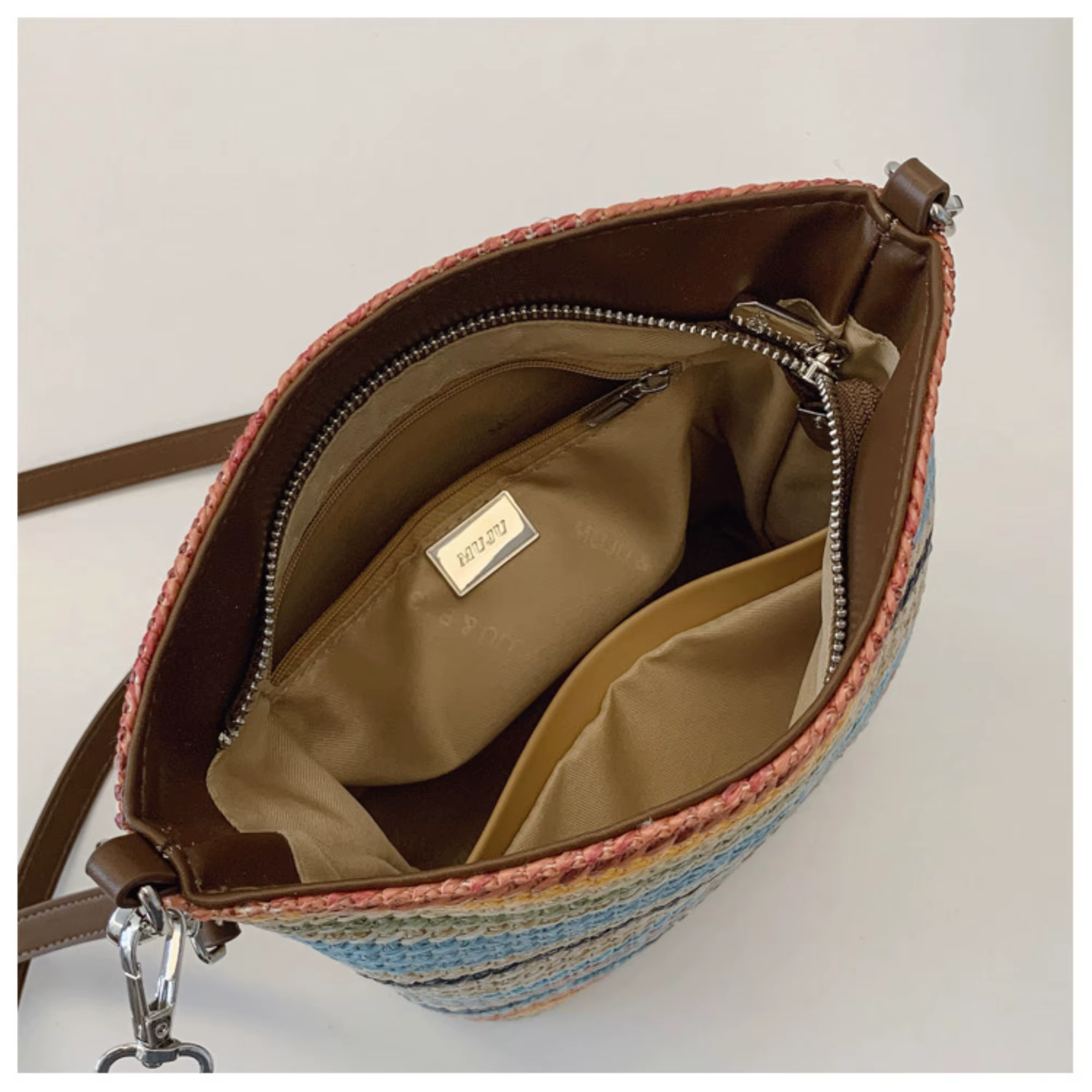 Sac fourre-tout rayé coloré en stock avec poignée supérieure en cuir