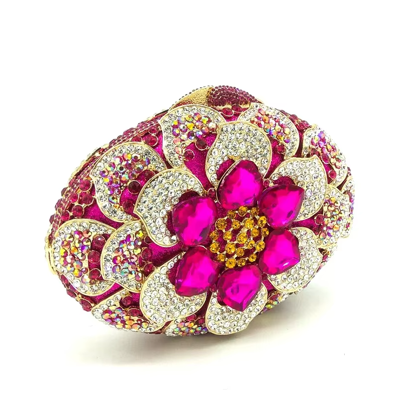 Pochette rose en cristal pour femme