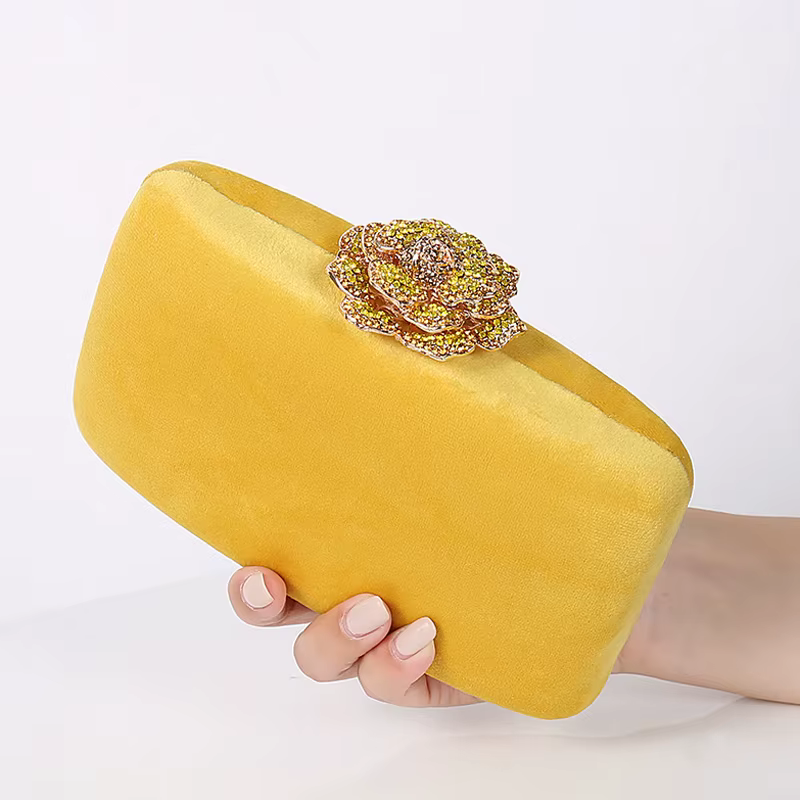Sac fourre-tout flou pochette de fête de mariée pour femmes sacs à main jaunes de luxe flanelle de mariage petits sacs de créateurs sacs à main à fleurs de diamant