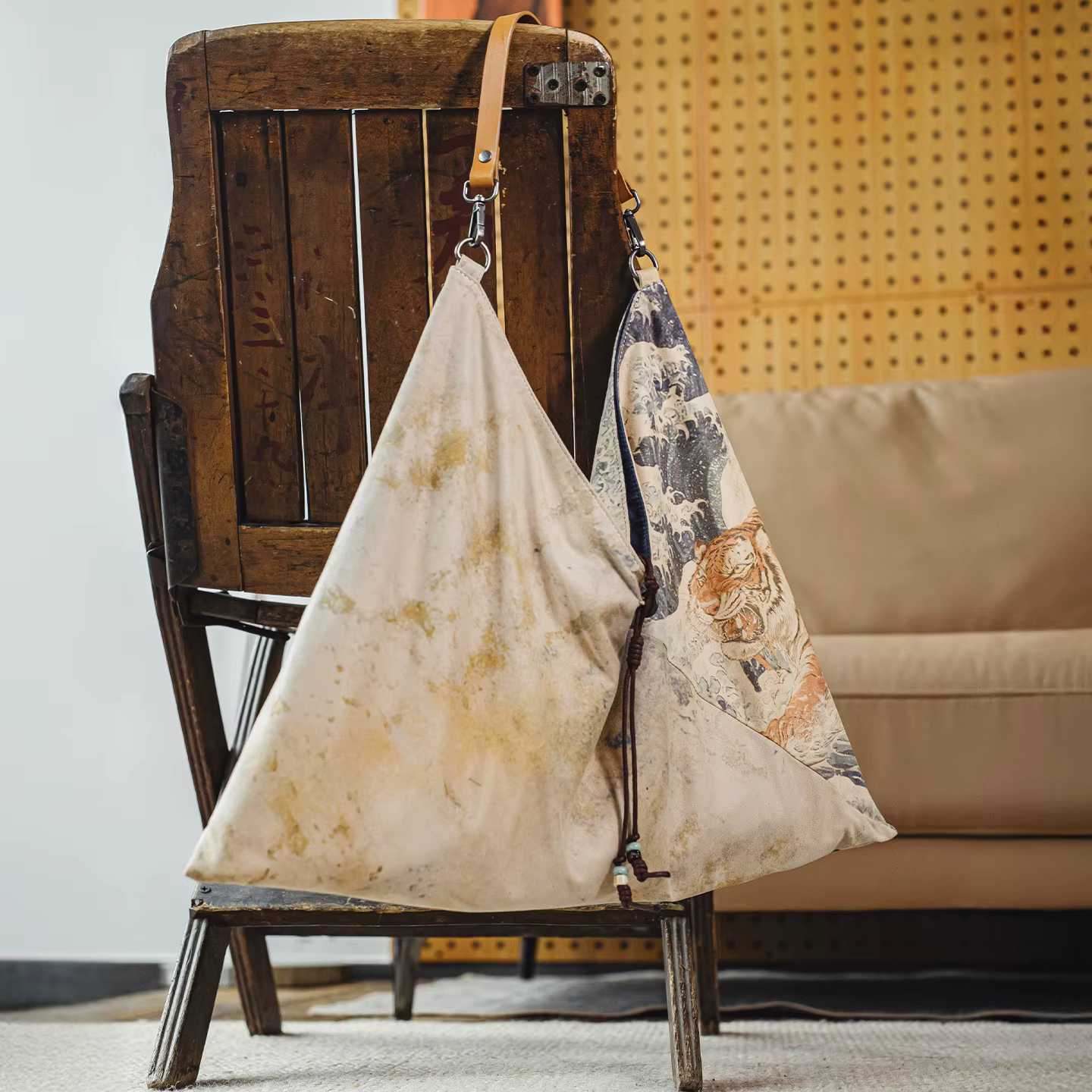 Sac à bandoulière vintage Ukiyo-e pour femme Maden avec sangle en cuir véritable