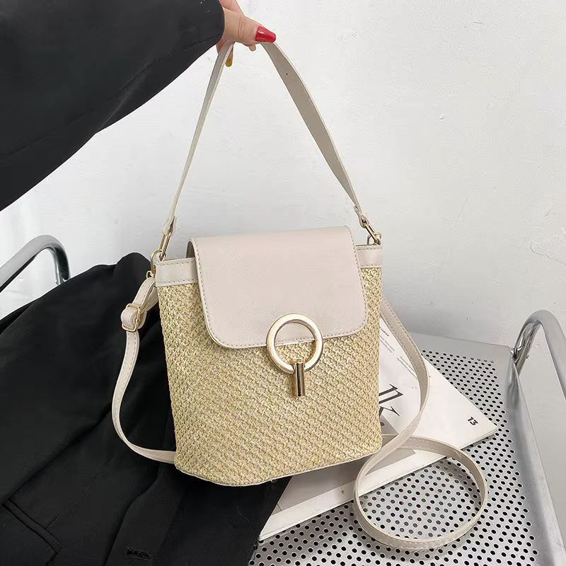 Mode française nouveau seau en forme de main femmes sac tissé creux multi-fonctionnel unique épaule sac à bandoulière