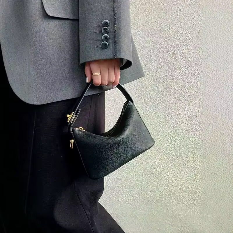 Sac à main simple et rétro