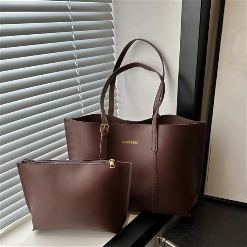 Ensemble de sacs fourre-tout vintage en similicuir avec pochette zippée