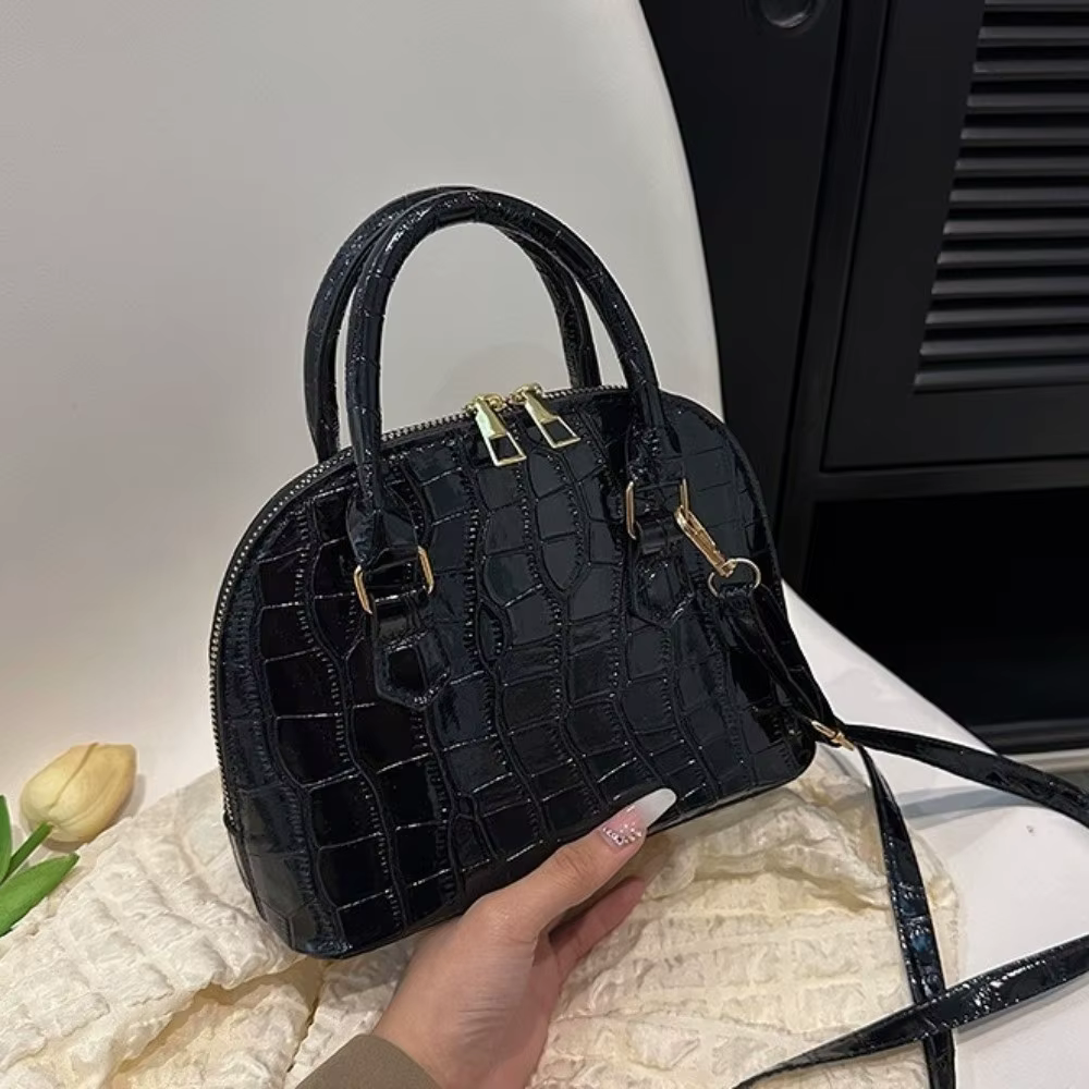 Sac à main vintage de style français à motif crocodile