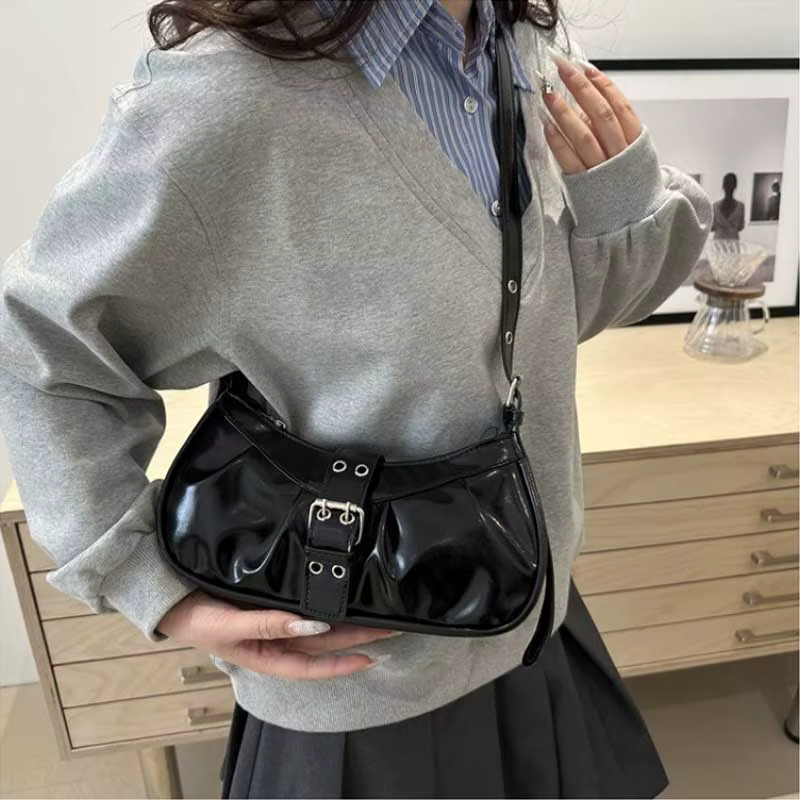 Rétro concepteur boucle aisselle sac en cuir Pu gothique Y2k sac à bandoulière Vintage