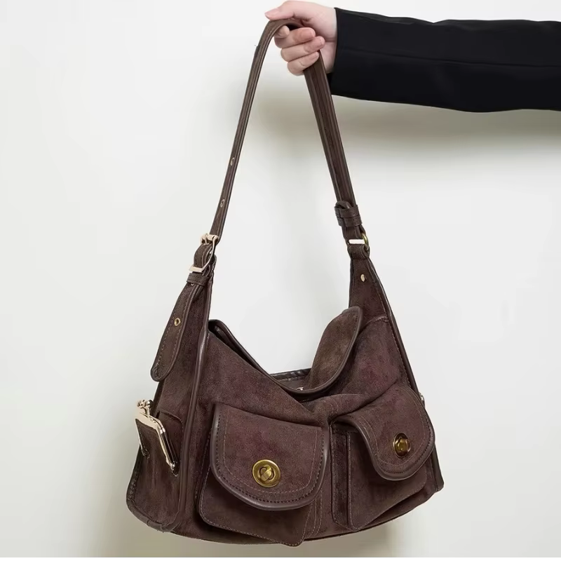 Sac sous les bras en daim rétro