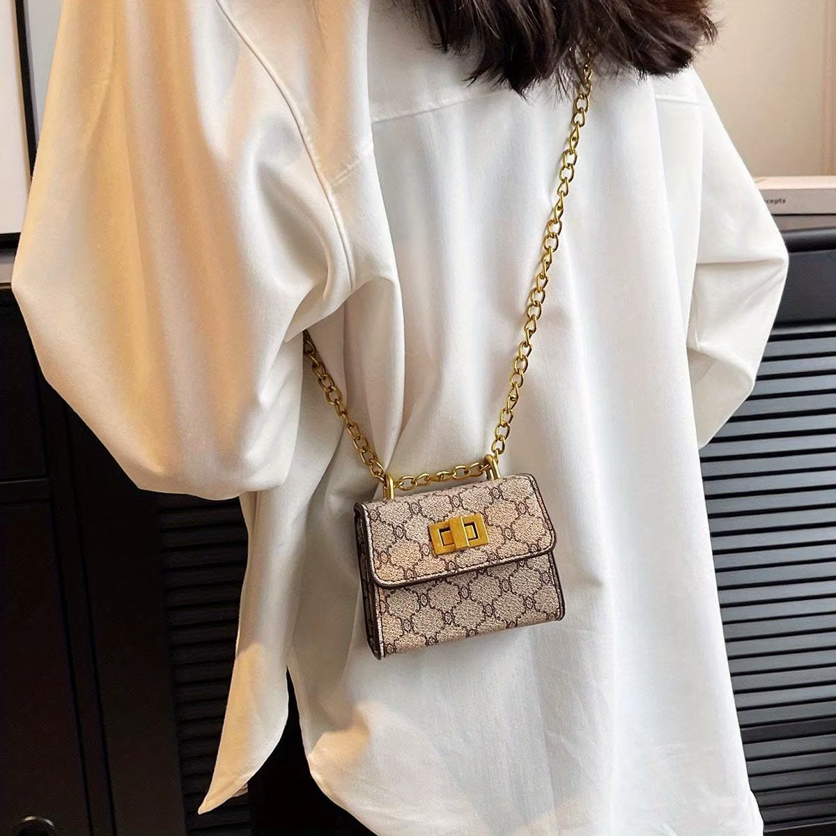 Sac bandoulière mini élégant avec motif géométrique