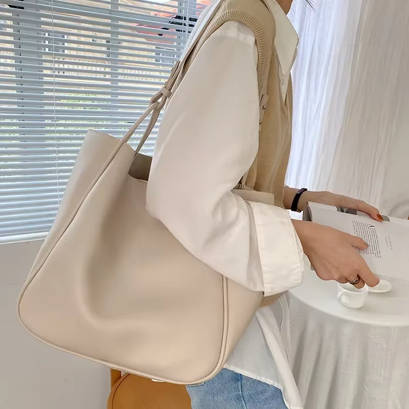 Sac fourre-tout en cuir de grande capacité pour femme