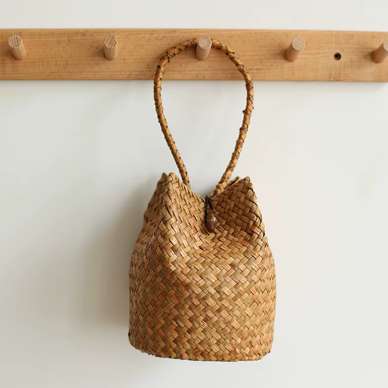 Sac à main tissé naturellement