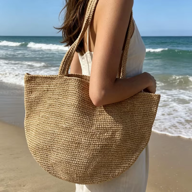 Sac fourre-tout en raphia tressé à la main pour femme