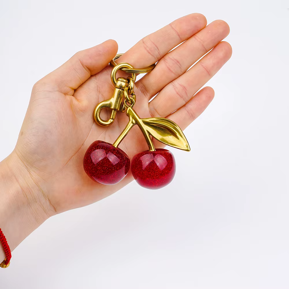 Porte-clés pendentif de sac à main à breloque cerise pour femmes