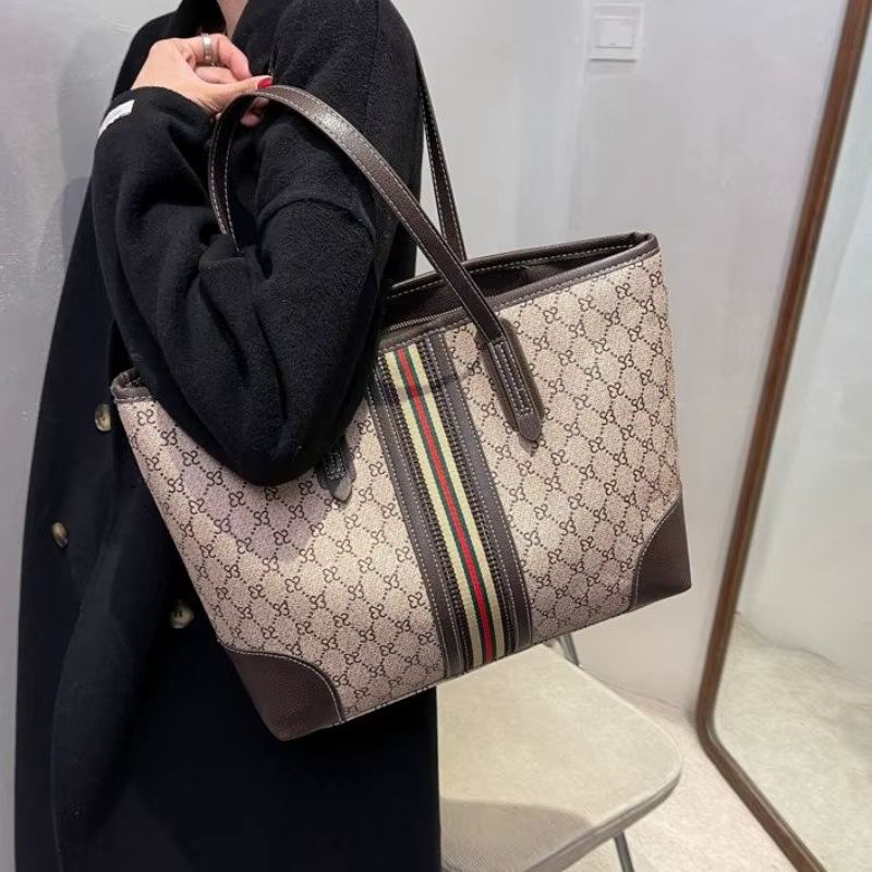 Sac à langer élégant en cuir simple pour femme