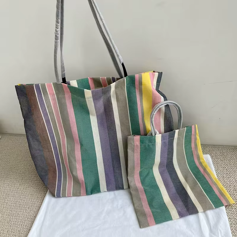 Sac fourre-tout rayé arc-en-ciel Y2K