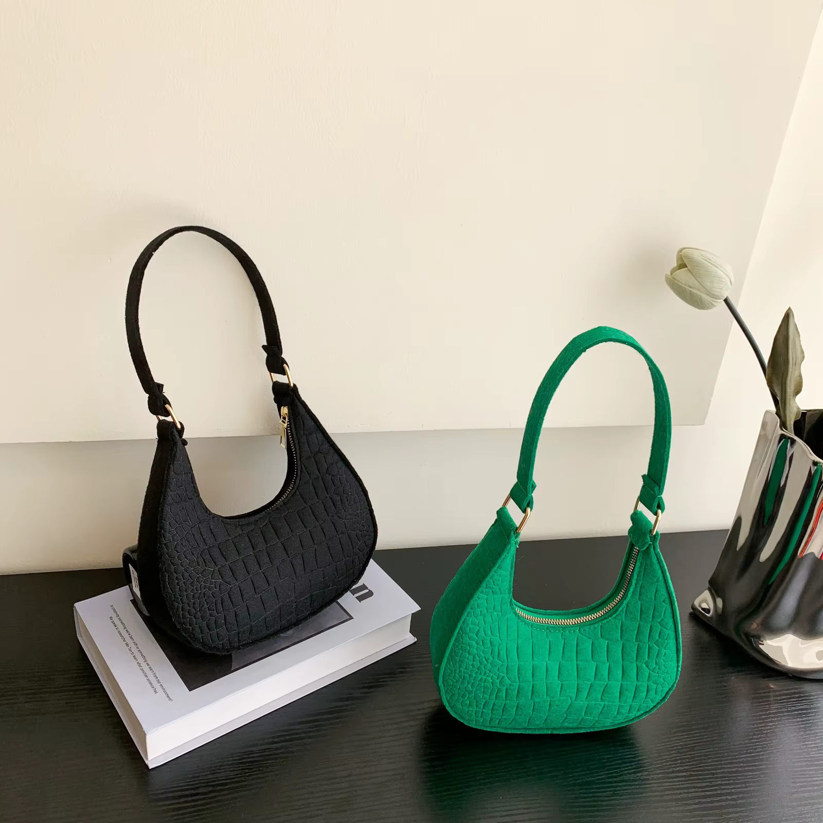 Sac sous les bras à motif de pierre en feutre pour femmes