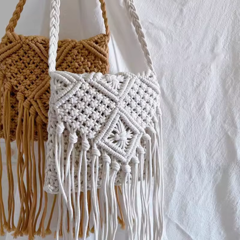 Nouveau décontracté à la main Crochet tresse sac à franges femmes gland tricoté sac