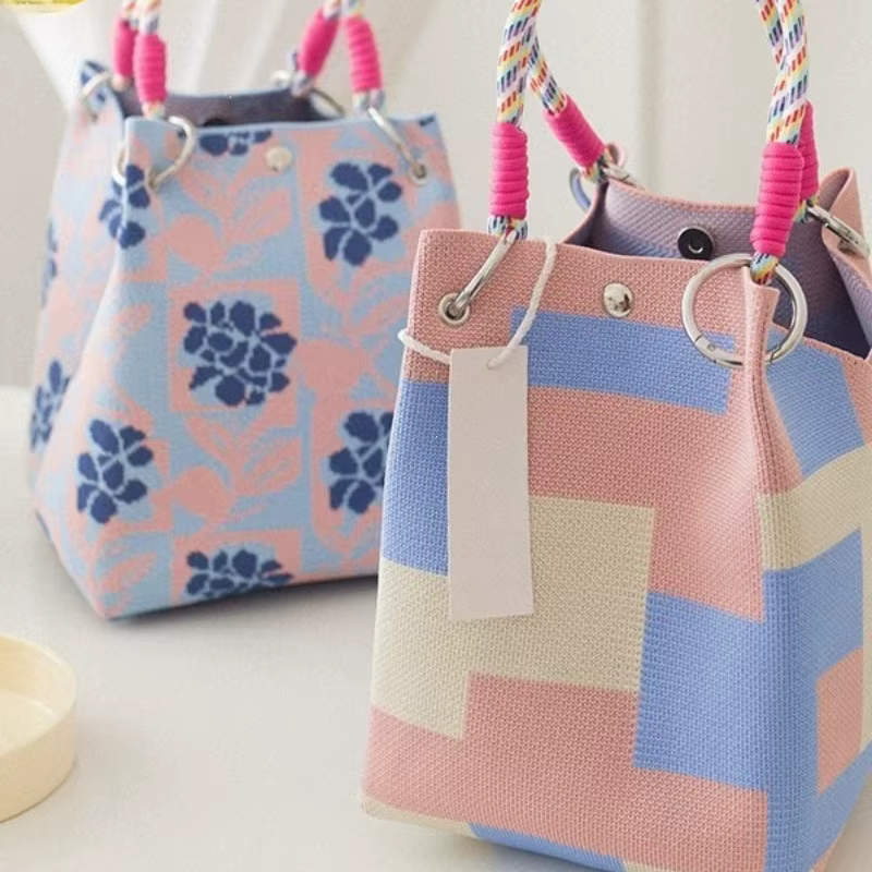 Sac fourre-tout tricoté coréen